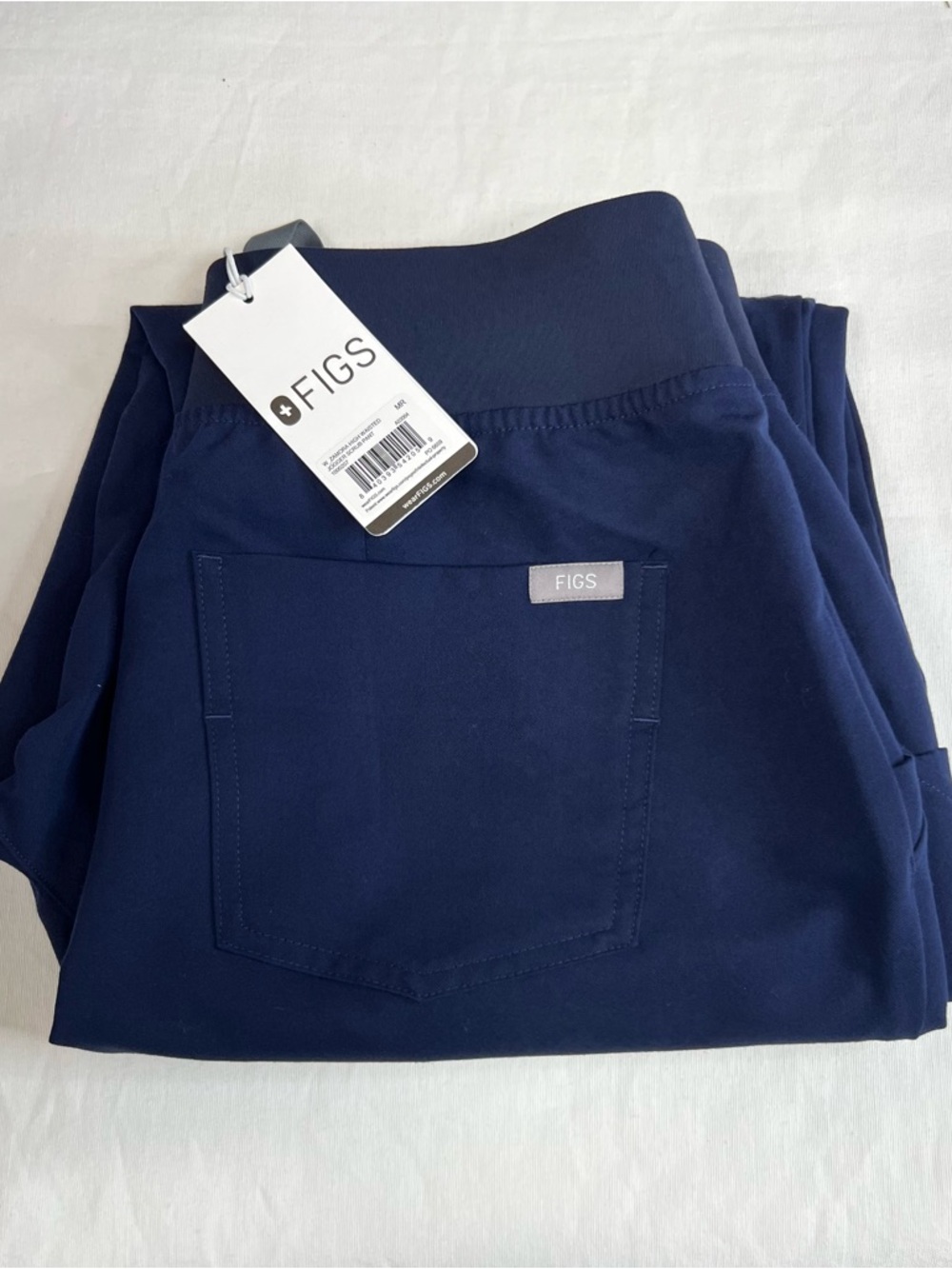 NWT - FIGS Zamora High Waisted Jogger Scrub Pant - Navy Women’s Medium